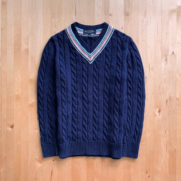 HBC V-Neck Cable Knit Sweater Men's Medium - Picture 1 of 5